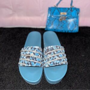 Blue Cheetah Print Women's Slide Sandals